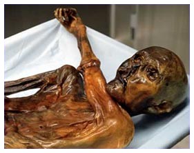 Oetzi, la maledizione della mummia