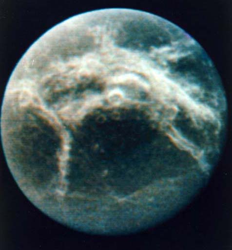 Dione visto al telescopio