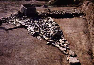 La necropoli megalitica - dolmen