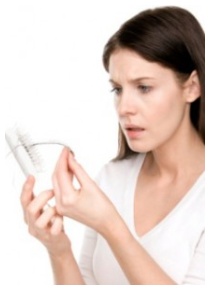 Effetti collaterali chemioterapia: perdita dei capelli Effetti collaterali chemioterapia: perdita dei capelli