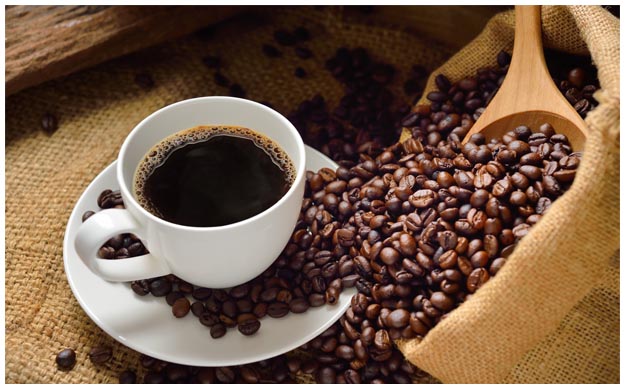 Proprietà del caffè: benefici ed effetti collaterali della caffeina Una tazzina di caffè dalle molteplici proprietà
